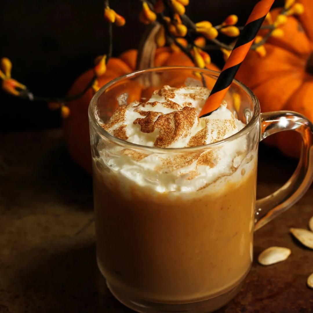 Pumpkin Spice Latte selber machen: Herbstgenuss mit Chai und Kürbis